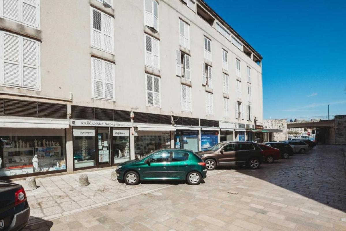 זאדאר Apartment Double S City ​​Centre מראה חיצוני תמונה